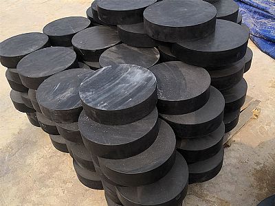 南城县板式橡胶支座由若干层橡胶片与薄钢板经加压硫化